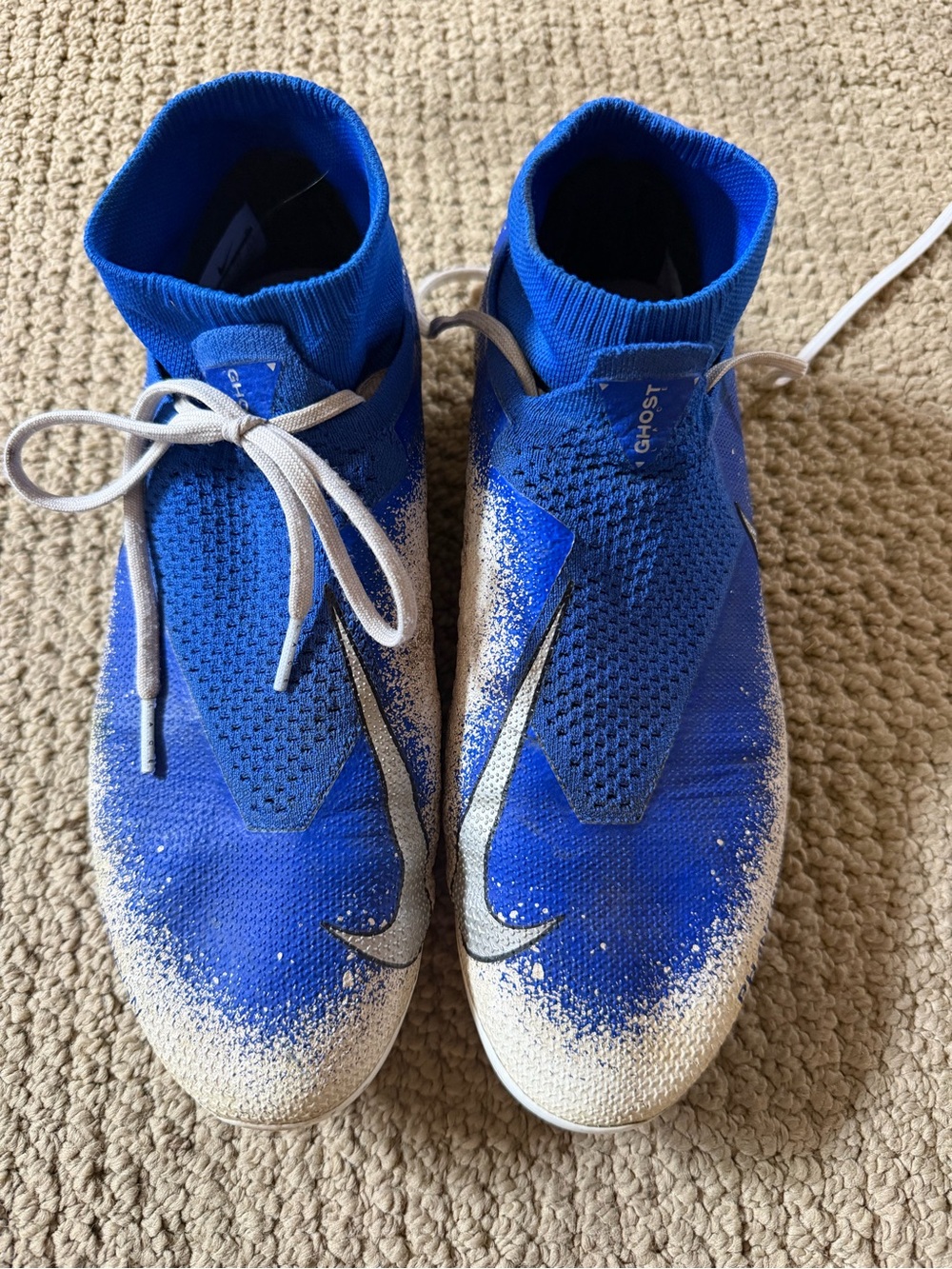 Nike Blue and White mens 9.5 EU 43 PhantomVSN Soccer Cleats